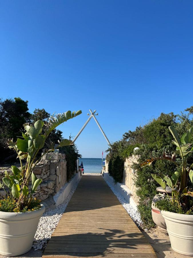 Hotel Dei Bizantini & Villaggio Campo Dei Messapi San Pietro in Bevagna Ngoại thất bức ảnh