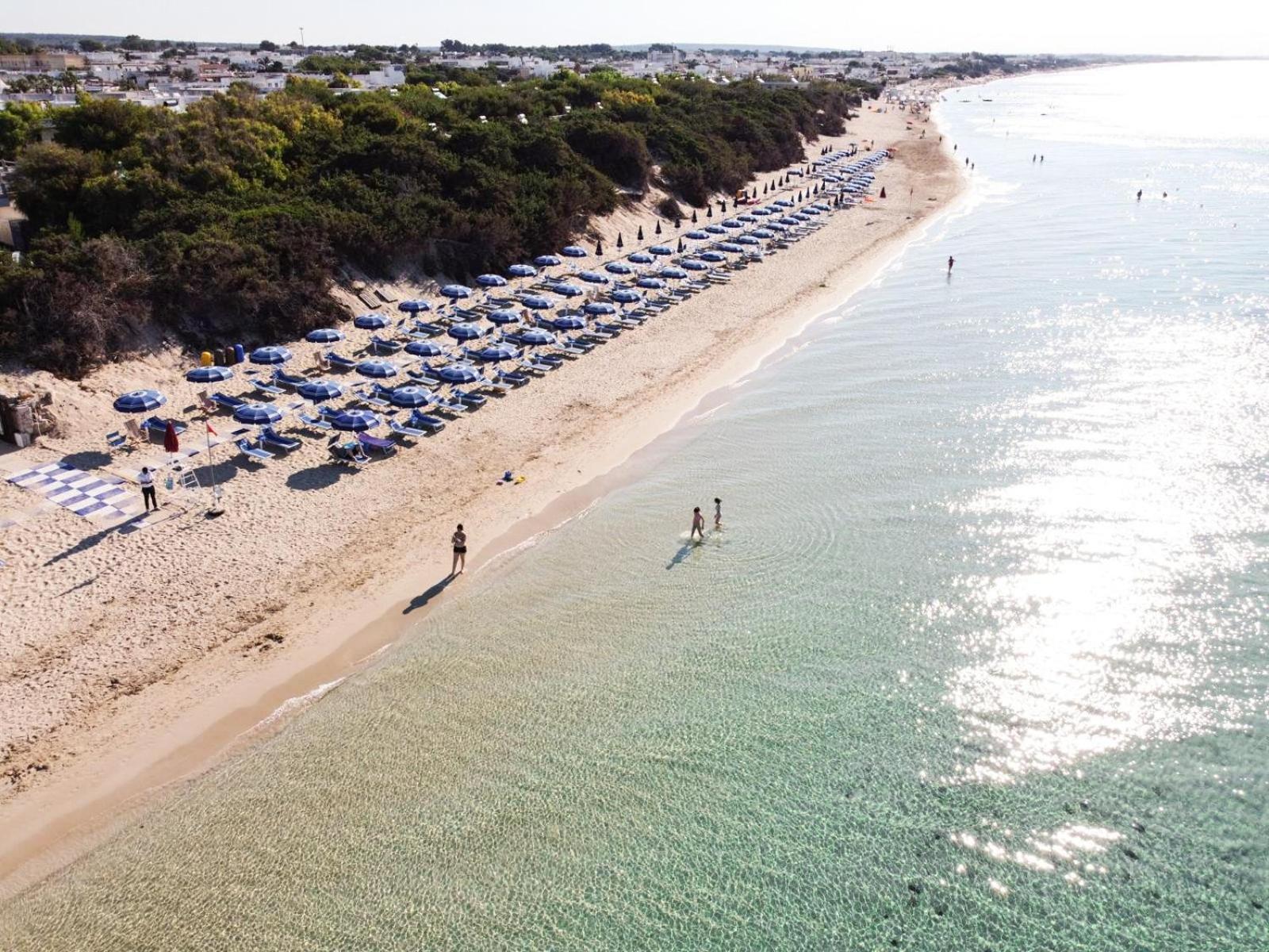 Hotel Dei Bizantini & Villaggio Campo Dei Messapi San Pietro in Bevagna Ngoại thất bức ảnh